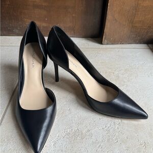 Marc Fisher Black Pointed Toe Heels